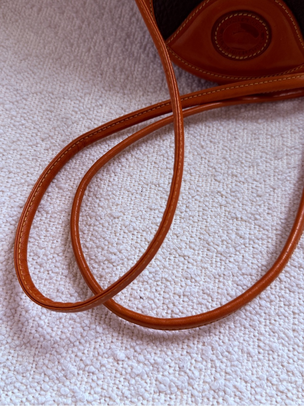 Vintage Dooney & Bourke All Weather Pebbled Leather Crossbody with Brown Trim - Picture 5 of 13